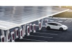 Tesla Model 3 年末衝刺 台灣突破 6,000 名車主 宣布 2021 年將新增 13 座超級充電站