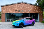 Tesla 與驕傲同行 邀請全民分享「改變」提案 即有機會獲得 2020 限定版彩虹 Model X 三天駕駛體驗